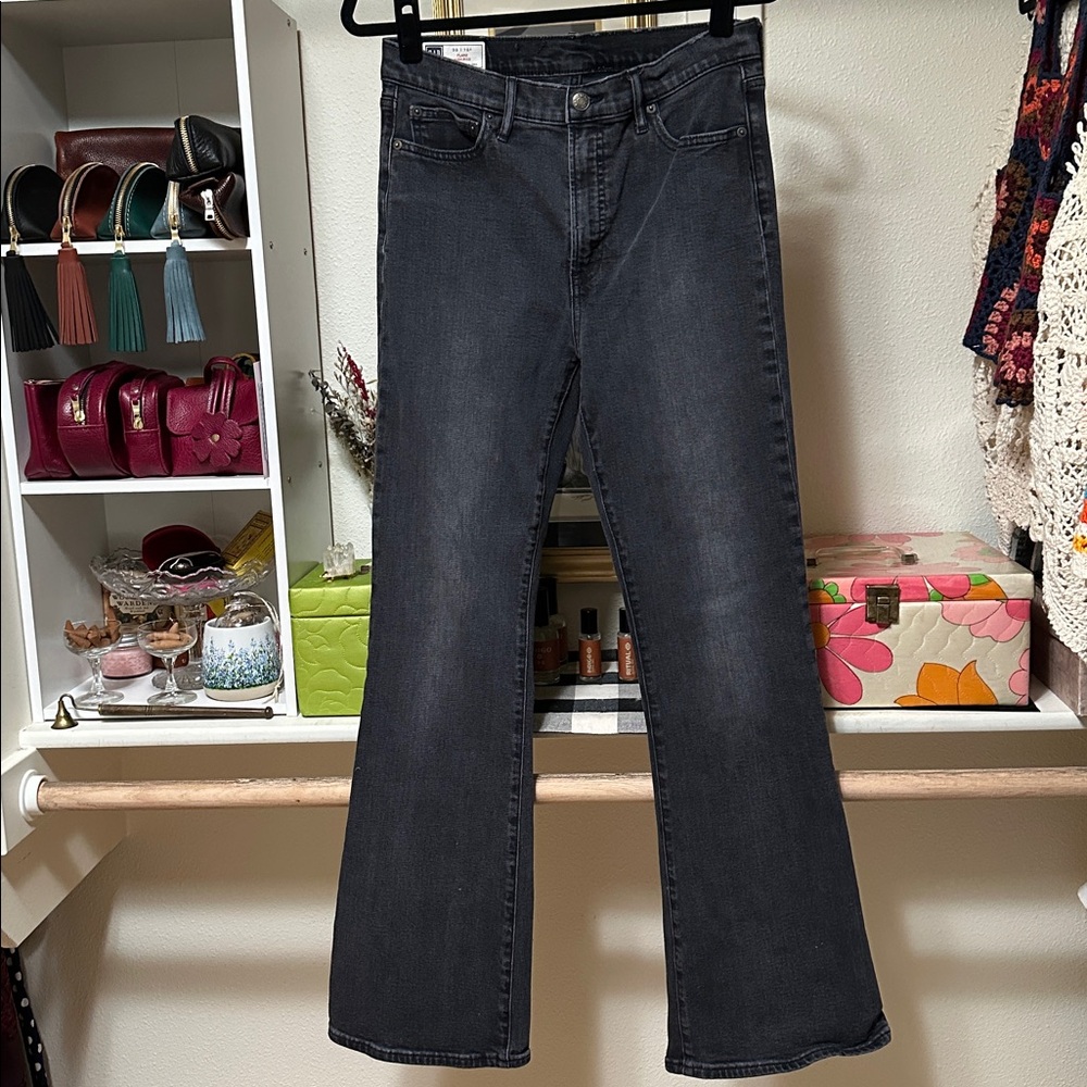 Gap Flare High Rise Distressed Jeans 30x31